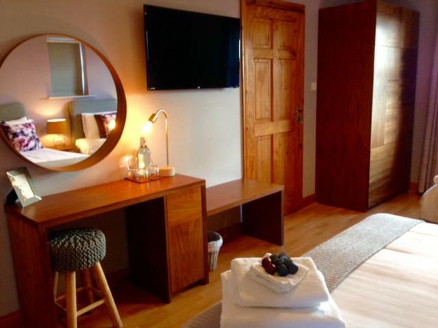 Ceol Na Dtonnta Otel Doolin Dış mekan fotoğraf